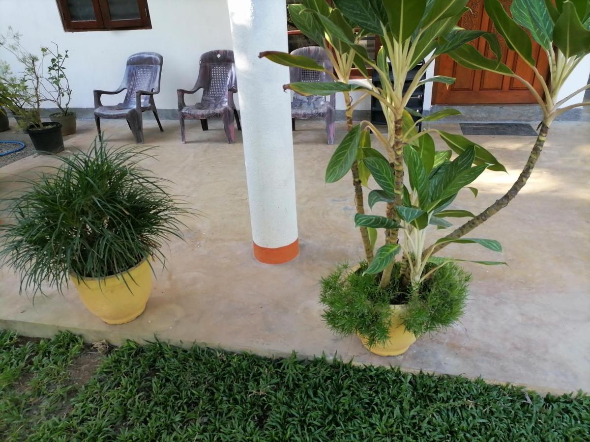 ディックウェラHiriketiya Hasmal Houseアパートメント エクステリア 写真