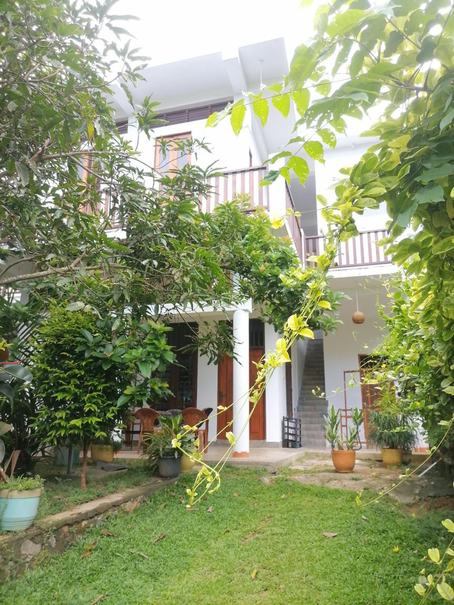 ディックウェラHiriketiya Hasmal Houseアパートメント エクステリア 写真